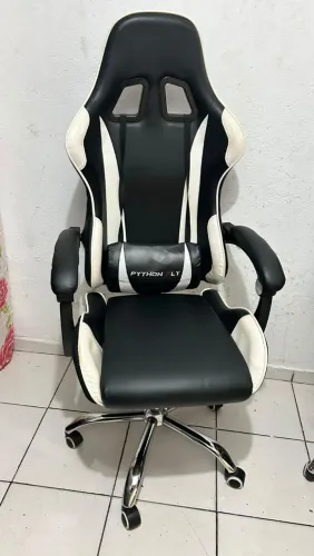 Cadeira gamer giratória no corvin preto e branco 