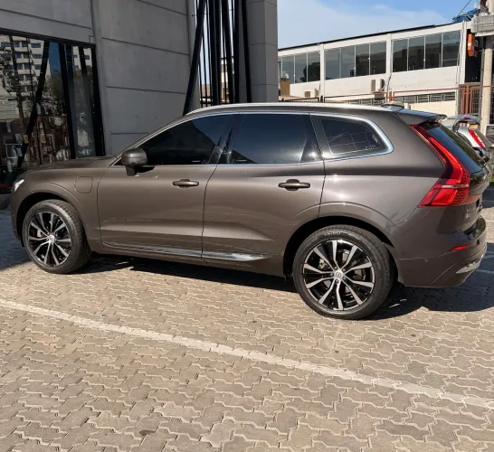 Volvo XC-60 T-8 Ultimate 2.0 AWD (híbrido) 2023