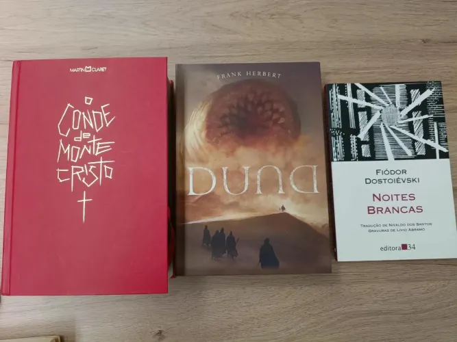 Livros Clássicos (Duna, Monte Cristo e Dostoiévski)
