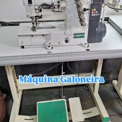 Maquina galoneira