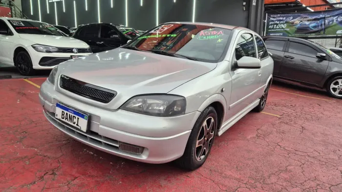 Chevrolet Astra 2.0/ CD/ Sunny/ GLS 2.0 8V 3P 2002