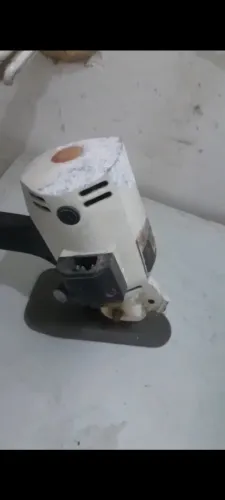 Máquina de corte circular usada boa 