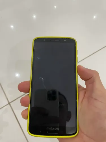 Celular motorola 