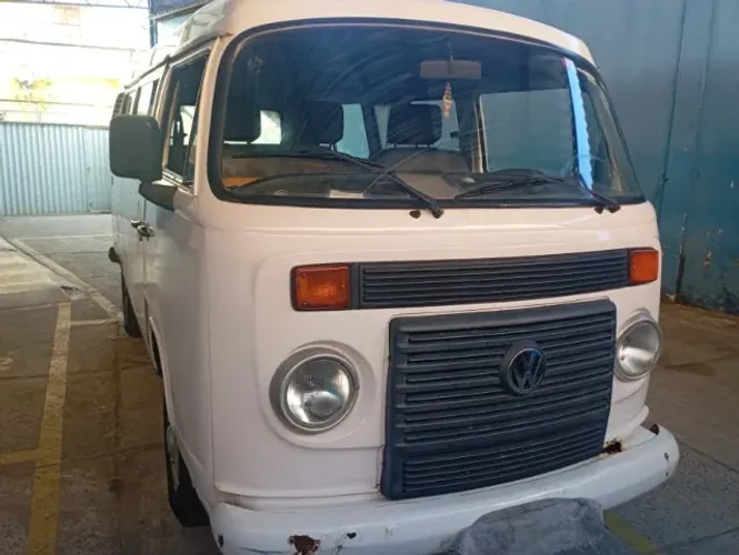 Volkswagen Kombi Standard 1.4 MI Total Flex 8V 2010