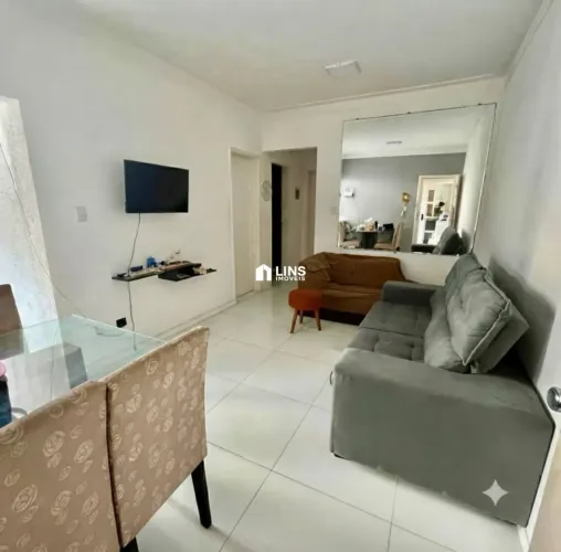 APARTAMENTO À VENDA COM 2 QUARTOS COM VARANDA - AO LADO DE FACULDADE E HOSPITAL