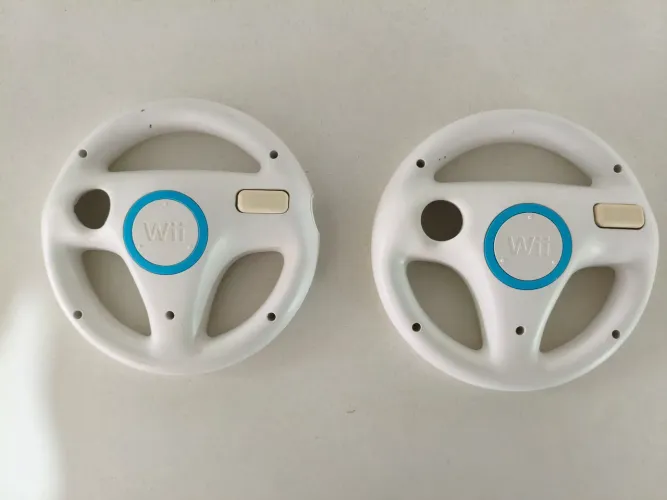 Volantes originais para Nintendo Wii