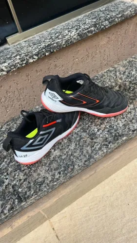 TÊNIS/CHUTEIRA DE FUTSAL ORIGINAL UMBRO PRO 5 BUMP USADA SOMENTE DUAS VEZES TAMANHO 37