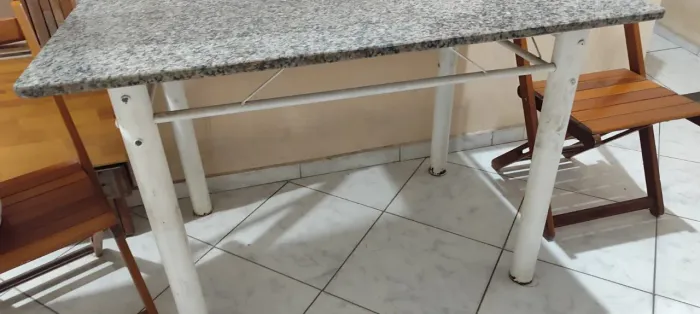 Mesa granito