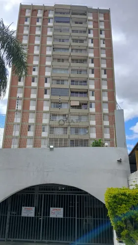 Apartamento para locação no Jardim Vergueiro, Sorocaba-SP: 3 quartos, 2 salas, 2 banheiros