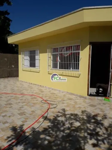 Casa para Venda em Itanhaém, Palmeiras, 2 dormitórios, 1 suíte, 1 banheiro, 5 vagas