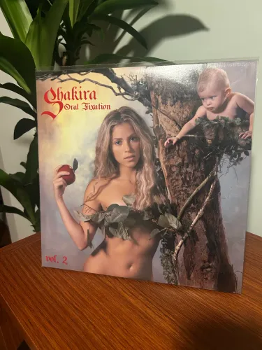 LP Shakira - Oral Fixation Vol. 2