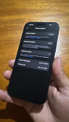 iPhone 17 Pro Max + Capa + Película + Carregador + AirPods 