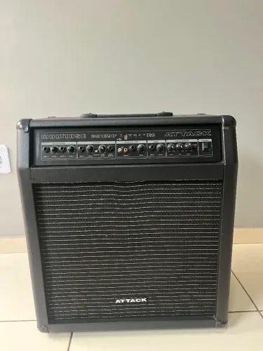 Caixa Amplificada Multiuso Attack