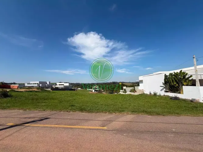 Terreno à venda no condomínio Portal Village Porto Feliz em Porto Feliz