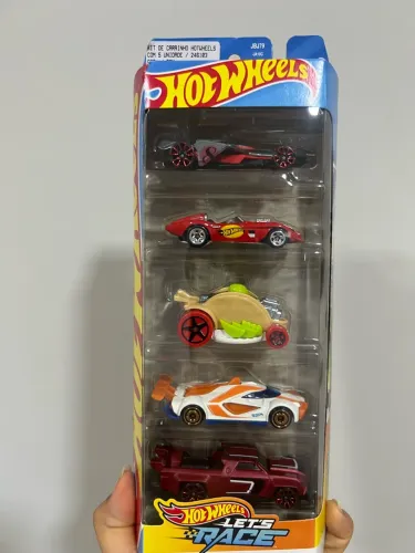Carrinhos HOT WHEELS