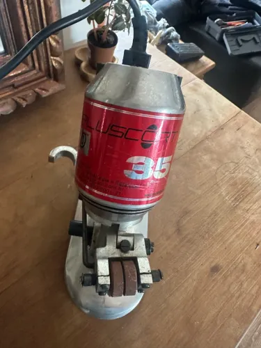Máquina de cortar tecidos
