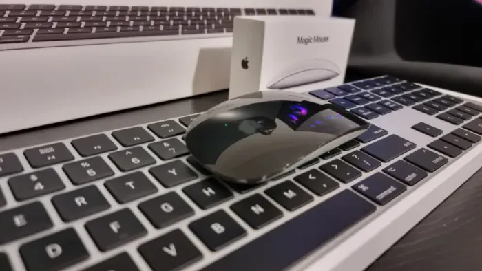 Kit Teclado e Mouse Apple Magic Bluetooth preto + (brinde)