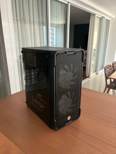 PC Gamer Intel Core i5-9400F | RX 580 | 24GB RAM | SSD 512GB