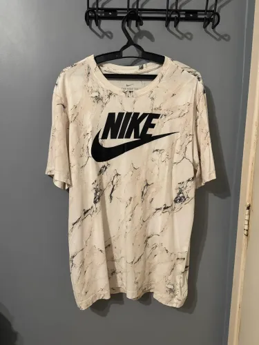 Camiseta Nike branca G