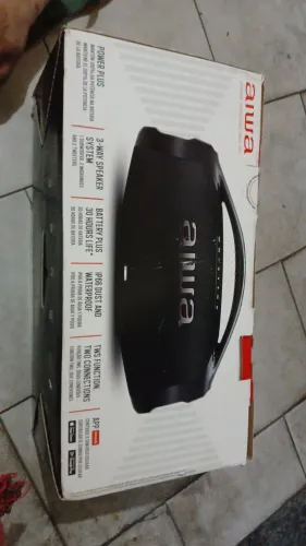 Caixa de som aiwa boombox plus