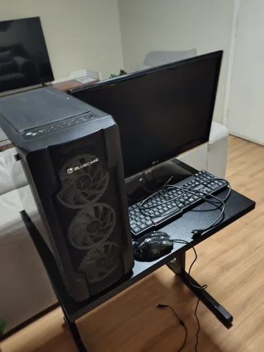 PC GAMER + COMPONENTES+ TV (monitor)