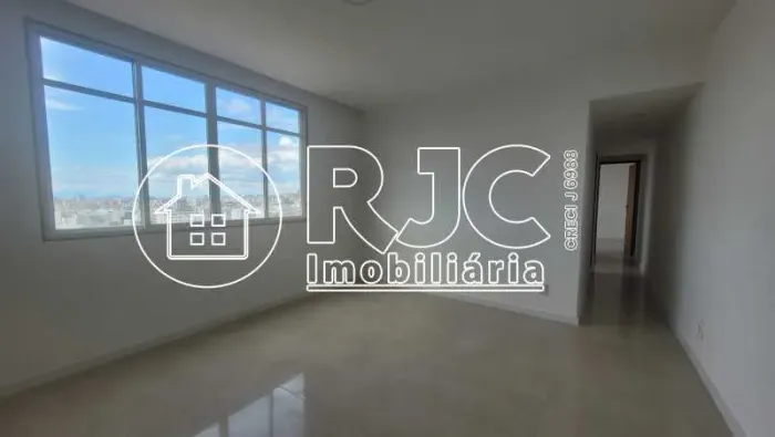 Apartamento : / Residencial / Tijuca