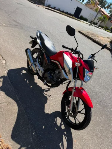 Titan 160 2023 ediçao especial 40anos