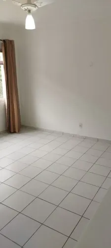 Apartamento para aluguel tem 36 metros quadrados com 1 quarto em Itararé - São Vicente - S