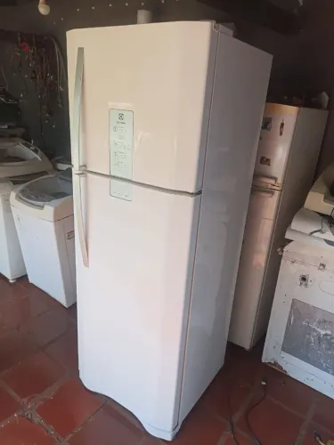 Geladeira duplex eletrolux R$14000