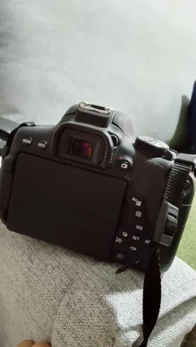 Câmera fotográfica T6i Canon
