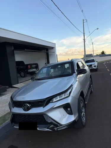 Toyota Hilux SW4 Diamond 2.8 TB 4X4 Die. Aut. 2022