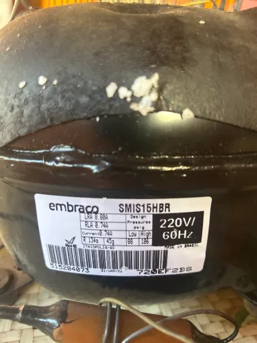 Vendo um compressor embraco