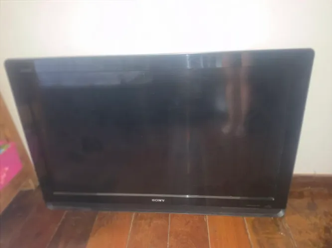 Tv 41 polegadas com defeito