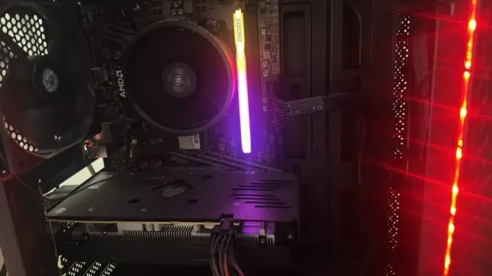 PC Gamer Ryzen 5 5500 + RX 6600 8GB + 16GB RAM + SSD 500GB (Roda Tudo)