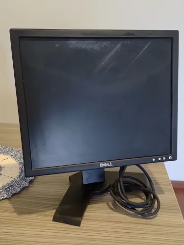 Monitor LCD 17" conexão VGA
