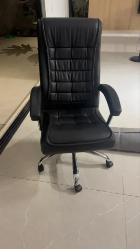 Cadeira de escritório com molas ensacadas