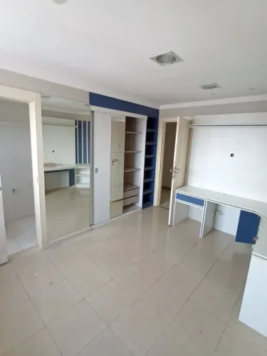 BOTTICCELI, VIEIRALVES, 3 SUÍTES, 240M2, ARMÁRIOS E AR, ANDAR ALTO