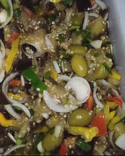 Cozinheira forno e fogão, ofereço meus serviços
