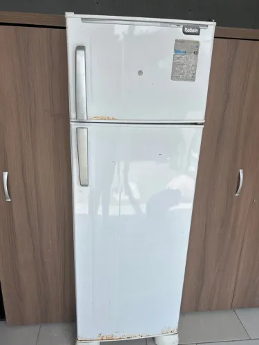 Geladeira defrost Itatiaia voltagem 220
