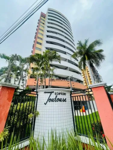 Apartamento à Venda - no Edifício Toulouse - localizado no bairro São Cristóvão
