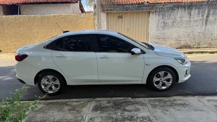 Chevrolet Onix Sedan Plus Premier 1.0 12V TB Flex Aut. 4P 2020