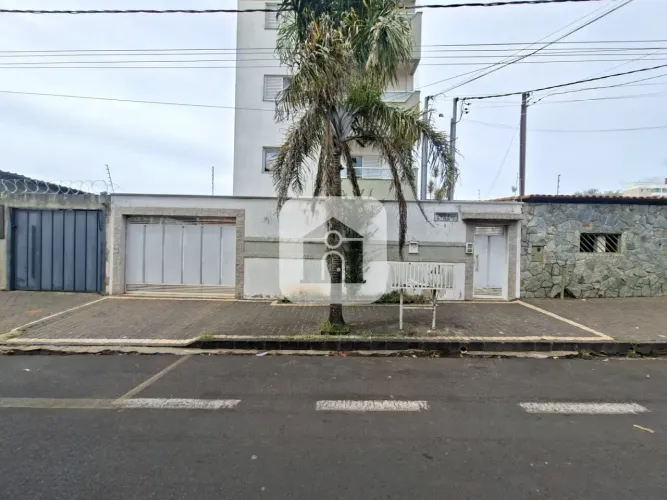 Apartamento para locação no bairro Santa Monica