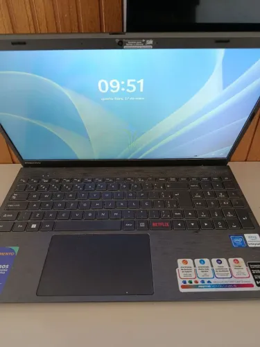 Notebook montion positivo 