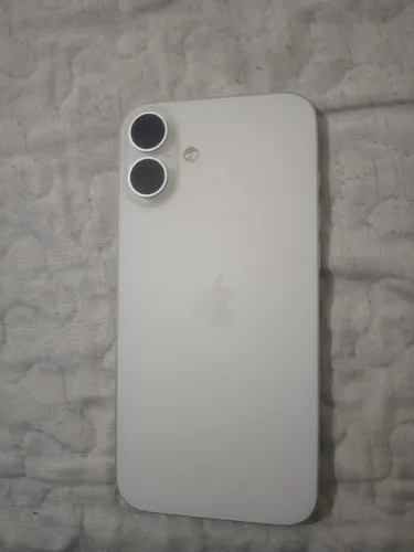 Vendo iPhone 16 plus 128gb