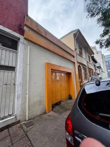 VENDE-SE CASA COMERCIAL BELA VISTA Excelente localização próxima ao Teatro Oficina