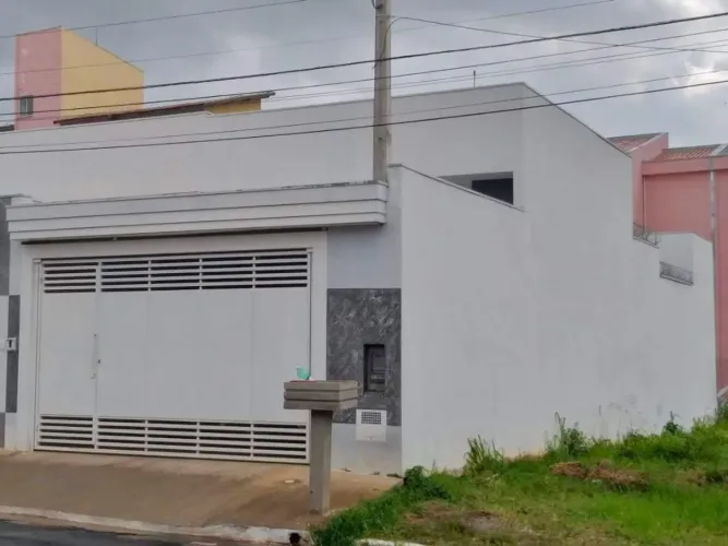 Casa com 2 dormitórios à venda, 127 m² por R$ 450.000,00 - Centro - Marília/SP