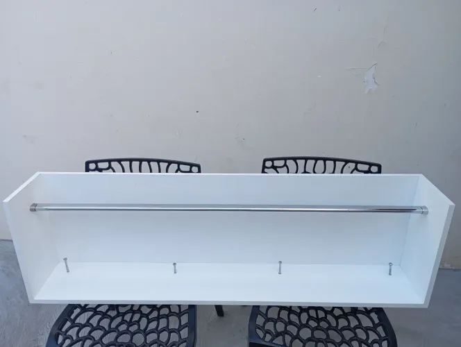 Arara/cabideiro 