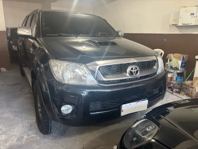 Toyota Hilux CD SRV D4-d 4X4 3.0 TDI Dies 2010