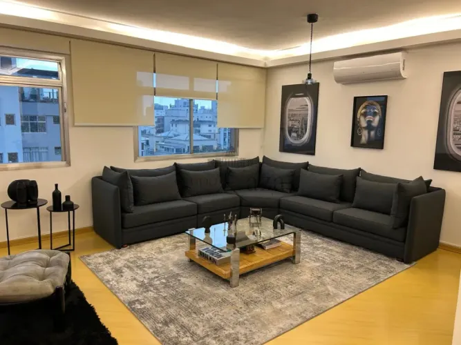 Apartamento - Higienópolis - 3 Dormitórios - 230m².