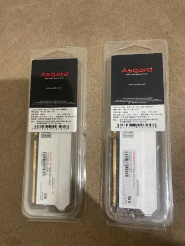 Dois pente de Memória ram 8gb ddr4 Asgard 3600 t3